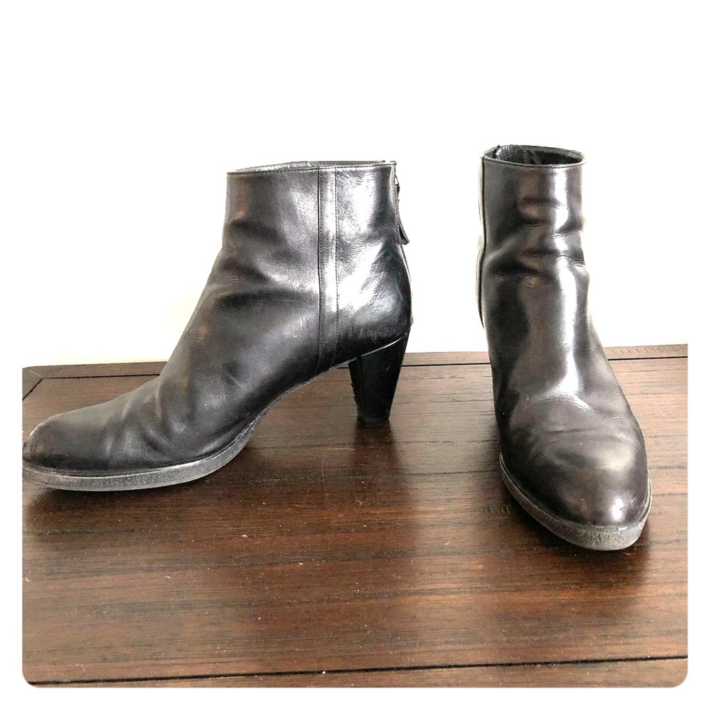 Stuart Weitzman ankle boots